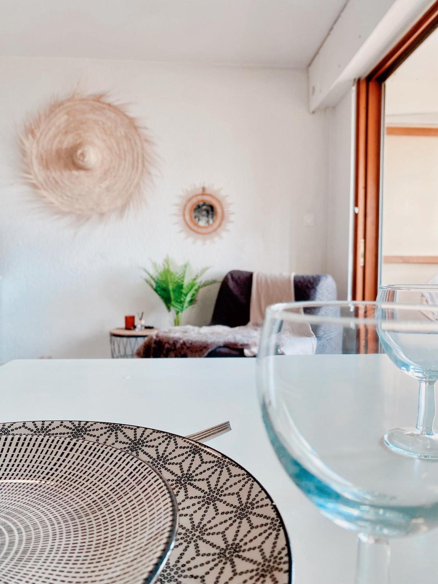 Appartement Coup De Coeur Avec Parking Et Piscine - 131 Canet-en-Roussillon Bagian luar foto